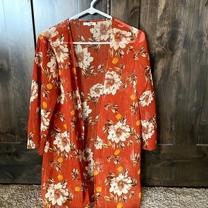 Like new orange floral kimono